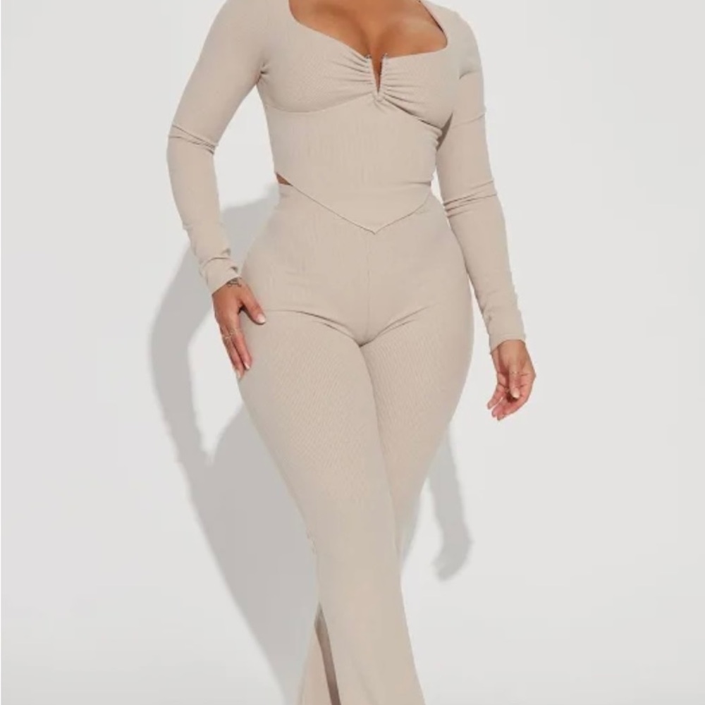 FASHIONOVA MATCHING SET SIZE l